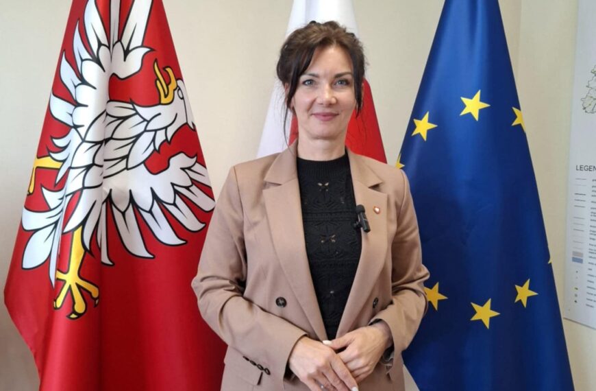 💫 Silver Stars 2025 z Marszałkinią Anną Brzezińską – Siła wieku, radość życia, kobieca moc!