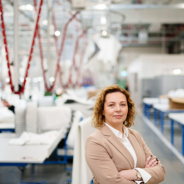 Dlaczego w Ikano Industry pomaganie jest tak ważne? – wywiad z Justyną Tarczewską Dyrektorką Zakładu w Rogoźnie